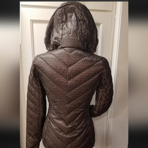 SOLD NWT! Michael Kors Reversible MK Logo Hooded Packable Puffer Jacket Size XXS - Picture 3 of 16